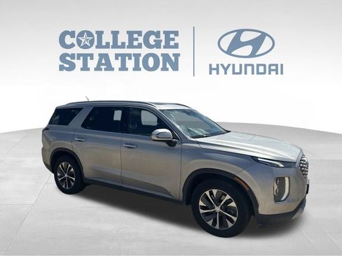 Used 2022 Hyundai Palisade SEL FWD image 4