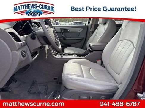 Used 2017 Chevrolet Traverse Premier image 9