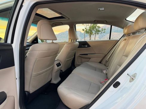 Used 2017 Honda Accord EX-L image 16