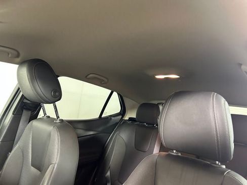 Used 2024 Buick Encore GX Preferred AWD/4WD image 12