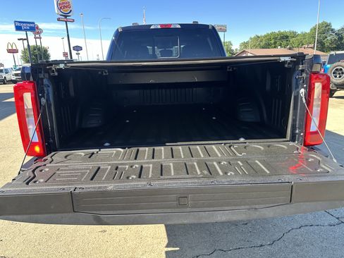 Used 2024 Ford F250 XLT w/ FX4 Off-Road Package AWD/4WD image 12