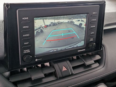 Certified 2021 Toyota RAV4 XLE w/ XLE Grade Weather Package AWD/4WD image 20