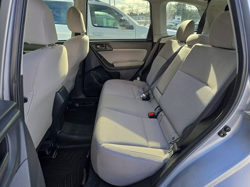 Used 2017 Subaru Forester 2.5i Premium image 15