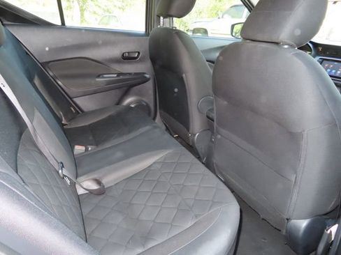 Used 2020 Nissan Kicks S image 37