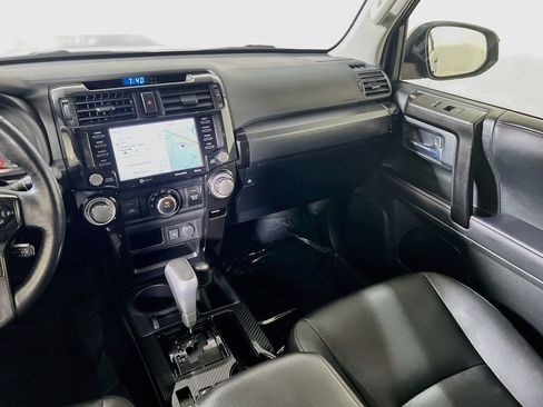 Certified 2024 Toyota 4Runner TRD Off-Road Premium w/ Off Road Premium Plus Package AWD/4WD image 21