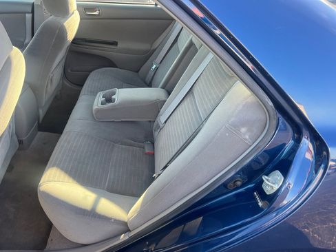 Used 2006 Toyota Camry LE FWD image 12