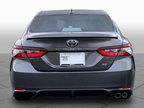 Used 2023 Toyota Camry SE FWD image 5