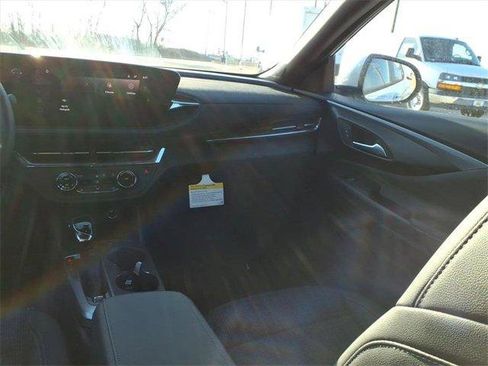 New 2026 Buick Envista Preferred w/ Convenience I Package image 5