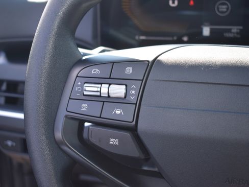 Used 2025 Kia K4 LXS image 16