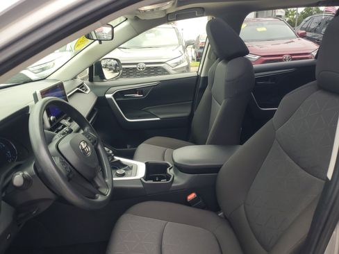 Certified 2025 Toyota RAV4 XLE image 17