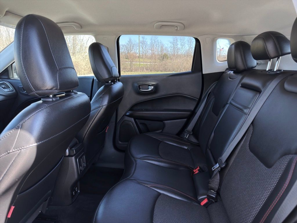 Used 2019 Jeep Compass Trailhawk AWD/4WD image 20