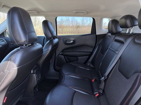 Used 2019 Jeep Compass Trailhawk AWD/4WD image 20