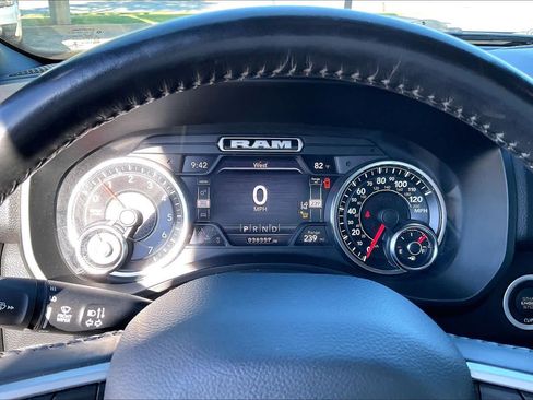 Used 2022 RAM 1500 Big Horn w/ Night Edition RWD image 25