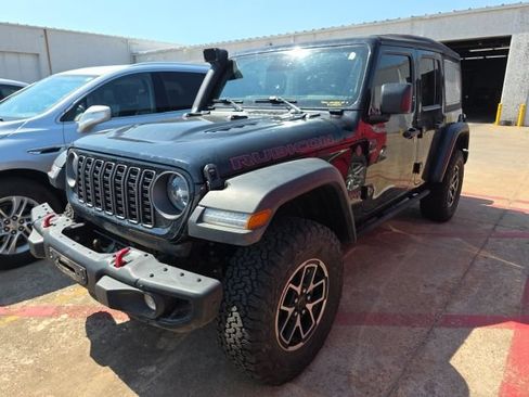 Used 2025 Jeep Wrangler Unlimited Rubicon w/ Convenience Group AWD/4WD image 1
