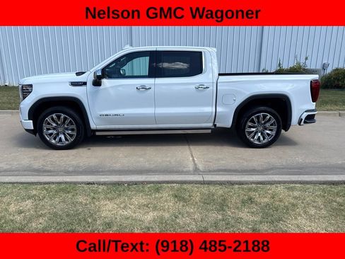 Used 2023 GMC Sierra 1500 Denali w/ Denali Reserve Package AWD/4WD image 2