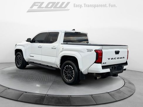 Used 2025 Toyota Tacoma TRD Sport image 6