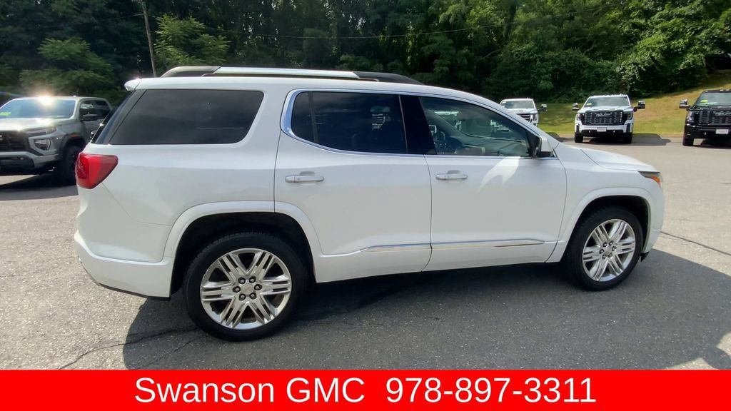 Certified 2019 GMC Acadia Denali w/ Technology Package AWD/4WD image 10