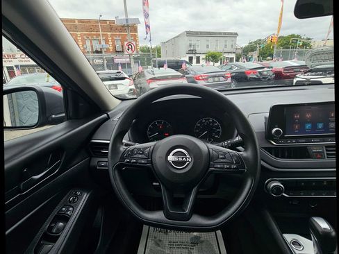 Used 2023 Nissan Altima 2.5 S image 25