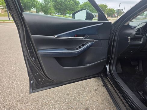 Used 2020 MAZDA CX-30 AWD w/ Select Package image 18