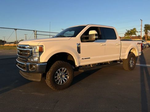 Used 2022 Ford F250 Lariat w/ Lariat Value Package image 3