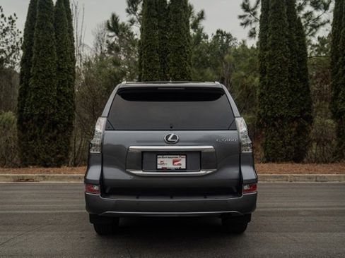 Used 2023 Lexus GX 460 Premium image 10