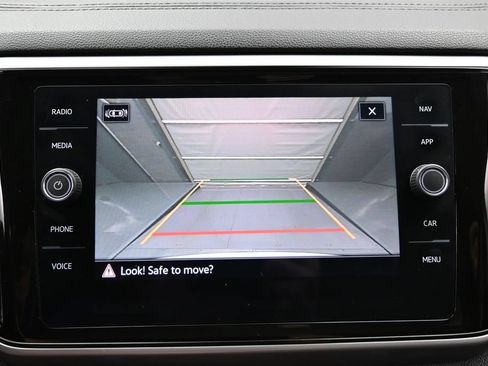 Used 2023 Volkswagen Atlas SEL Premium AWD/4WD image 44