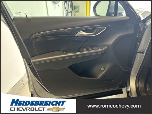 Used 2023 Buick Envision Essence AWD/4WD image 10