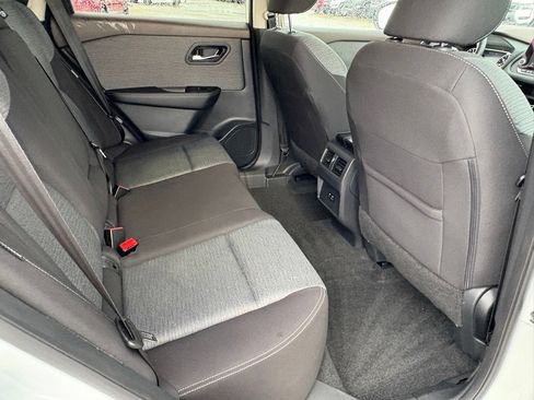 Certified 2023 Nissan Rogue SV FWD image 36