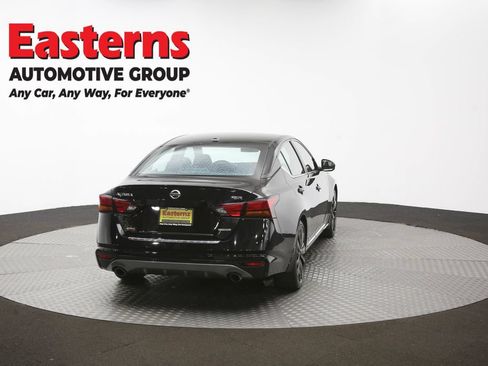 Used 2022 Nissan Altima 2.0 SR FWD image 39