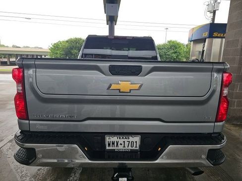 Used 2025 Chevrolet Silverado 2500 LT w/ Texas Edition AWD/4WD image 7