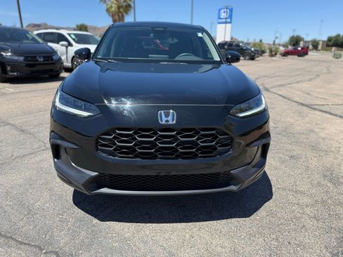 Certified 2025 Honda HR-V LX image 2