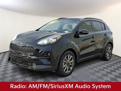 Used 2021 Kia Sportage S w/ S FWD Premium Package image 3