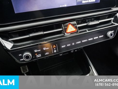 Used 2023 Kia Niro Wave FWD image 40
