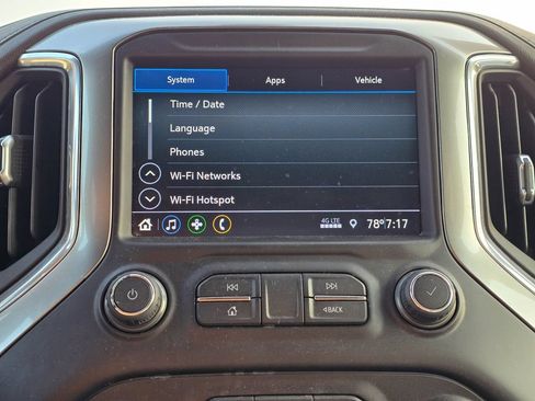 Used 2021 Chevrolet Silverado 1500 LT w/ Bed Protection Package AWD/4WD image 15