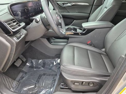 Used 2024 Buick Envision Preferred AWD/4WD image 9
