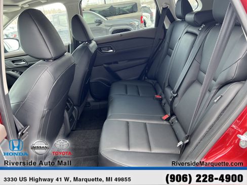 Used 2023 Nissan Rogue SV w/ SV Premium B Package image 25