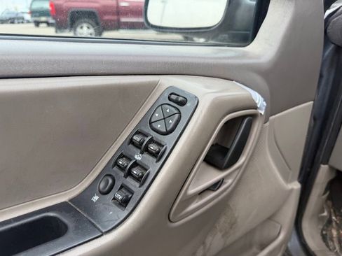Used 2003 Jeep Grand Cherokee Laredo image 8