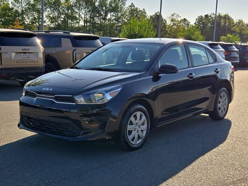 Used 2023 Kia Rio LX FWD image 3
