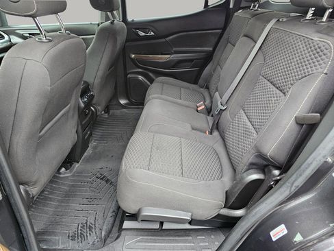 Used 2017 GMC Acadia SLE image 22