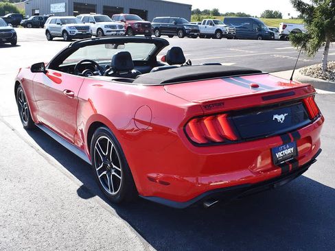 Used 2022 Ford Mustang Premium image 3
