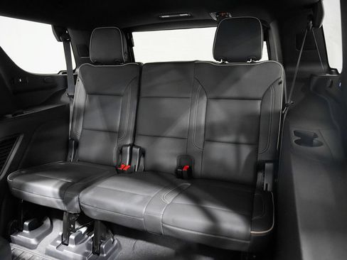 Used 2023 Chevrolet Tahoe Premier w/ Advanced Technology Package AWD/4WD image 34
