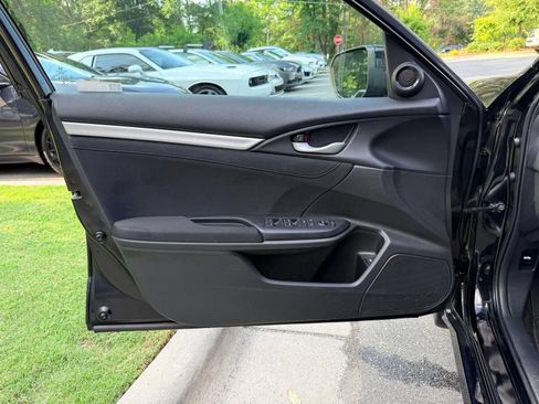 Used 2018 Honda Civic EX image 16