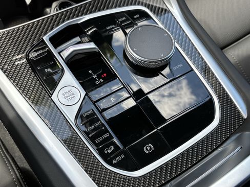 New 2027 BMW X6 M60i AWD/4WD image 29