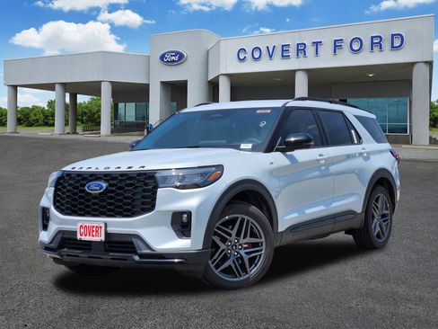 New 2026 Ford Explorer ST-Line w/ ST-Line Street Pack RWD image 1