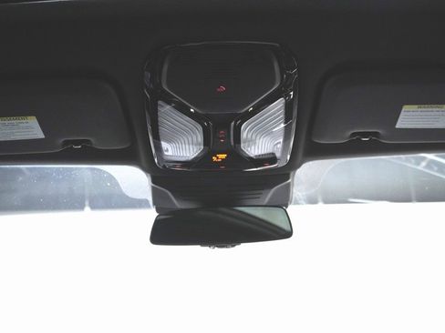 Used 2024 BMW X5 xDrive50e image 19