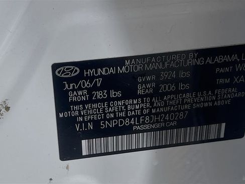 Used 2018 Hyundai Elantra Value Edition FWD image 31