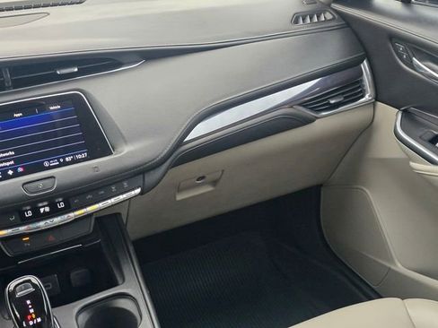 Used 2021 Cadillac XT4 Luxury FWD image 20