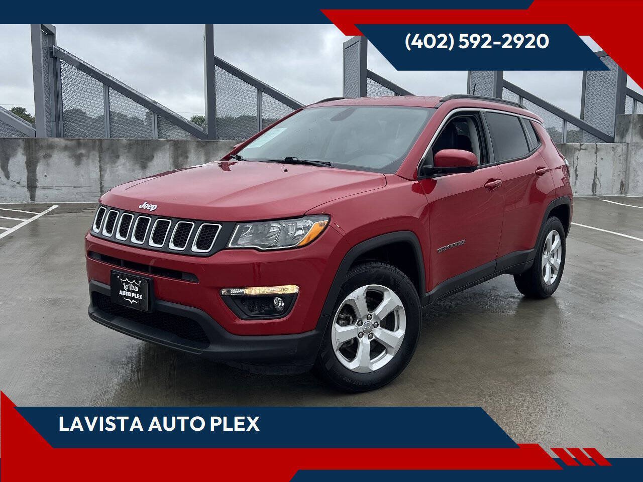 Used 2018 Jeep Compass Latitude AWD/4WD image 1