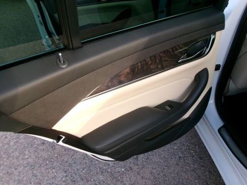 Used 2019 Cadillac CTS Luxury image 18