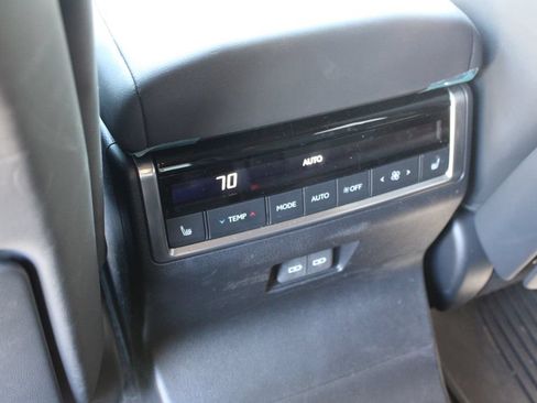 Used 2024 Lexus GX 550 w/ Accessory Package (Z1) AWD/4WD image 13